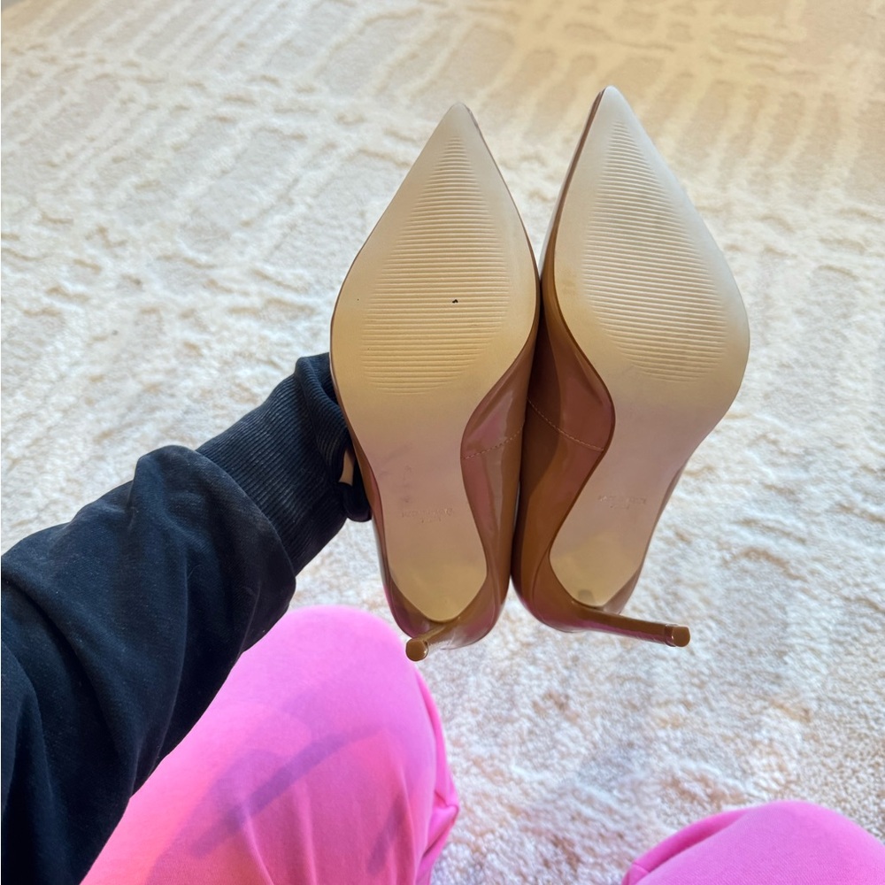 Steve Madden camel patent pump - Picture 2 of 4